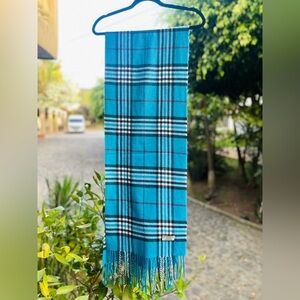 AUTH BURBERRY BLUE SCARF
